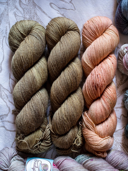 Shawl/Sweater Bundle 11 - Fingering weight - 1275 Meters