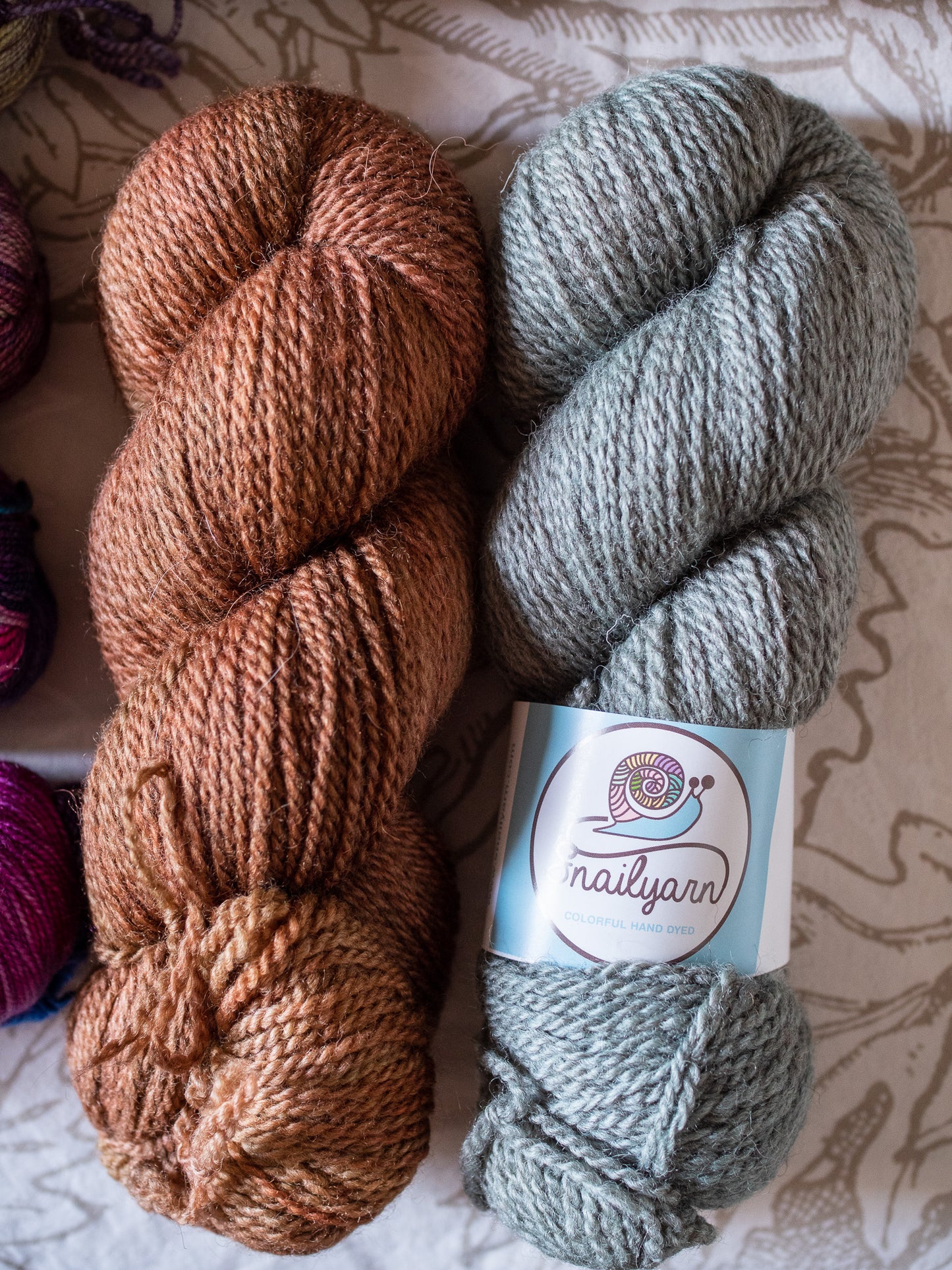 Shawl/Cowl Bundle 39 - Warm tones - DK weight - 480 Meters