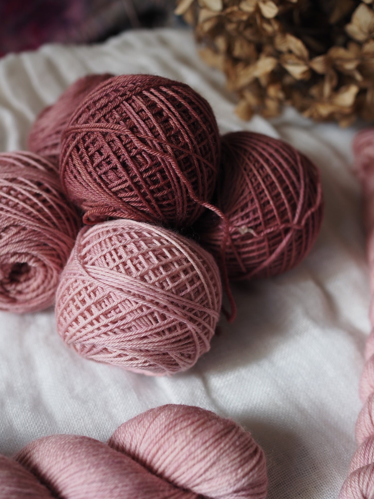 Amarena – The Gradient Collection – Hand-dyed Yarn Set (5 Skeins)