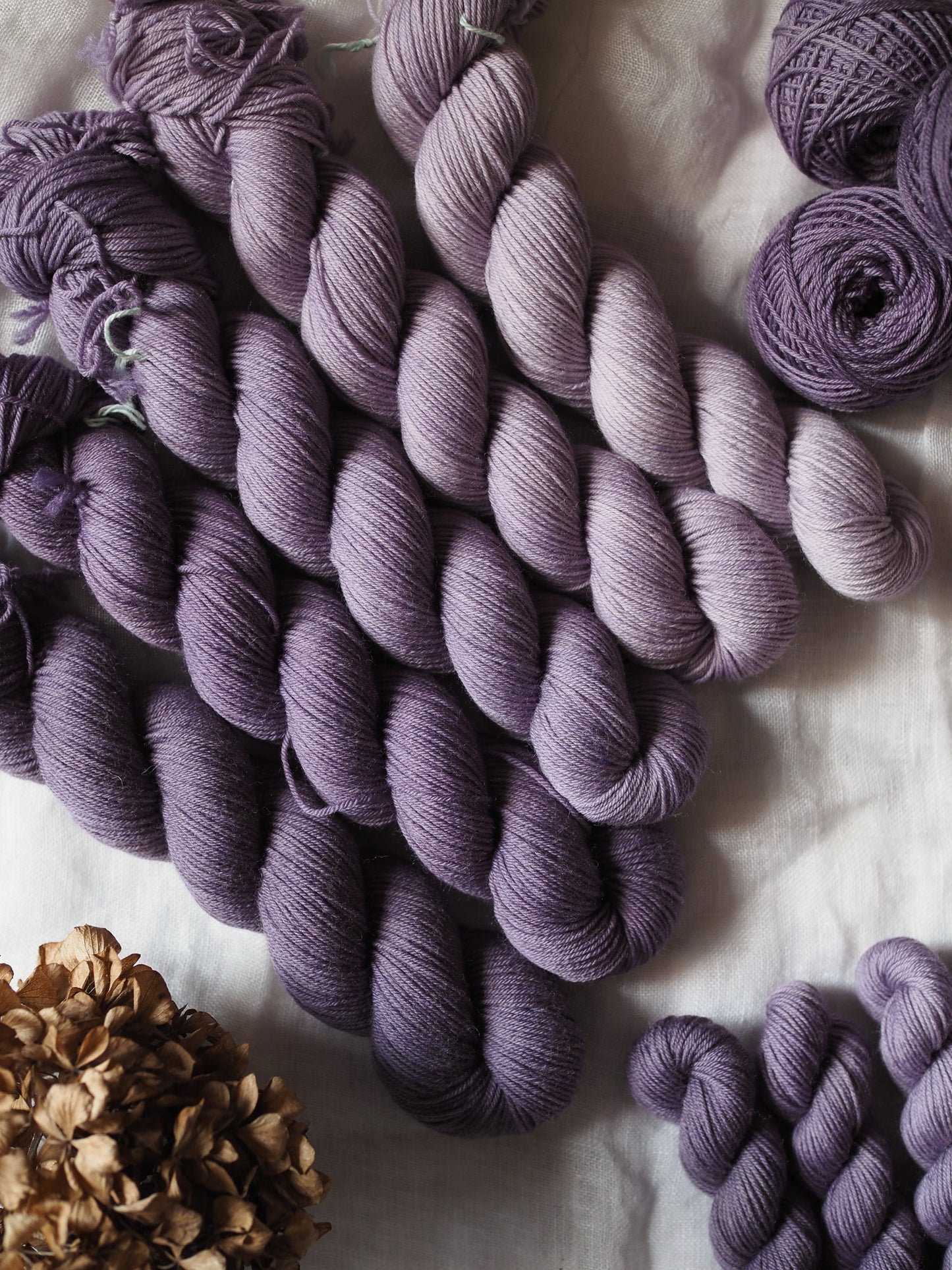 Viola – The Gradient Collection – Hand-dyed Yarn Set (5 Skeins)