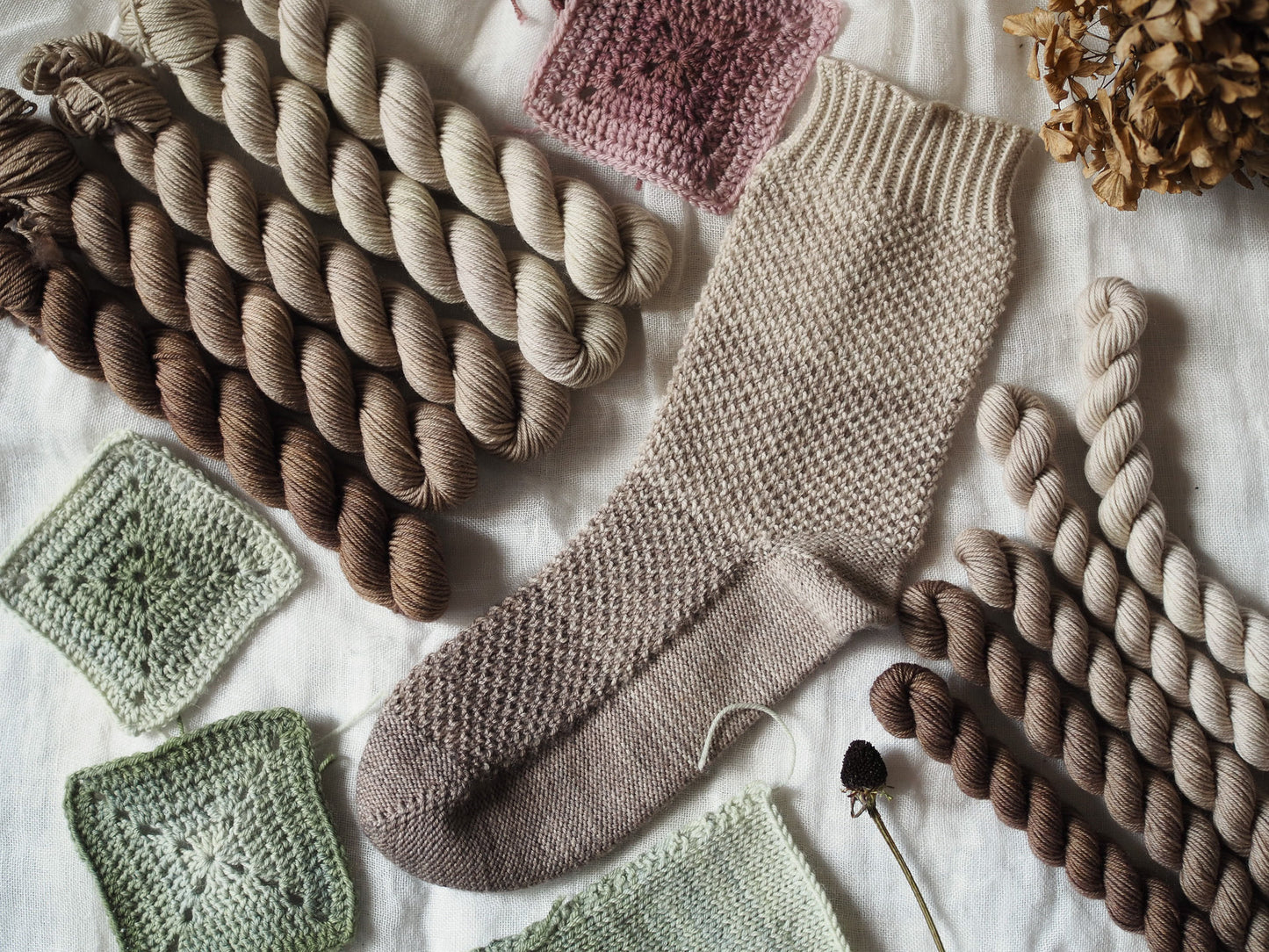 Caffellatte 2.0 – The Gradient Collection – Hand-dyed Yarn Set (5 Skeins)