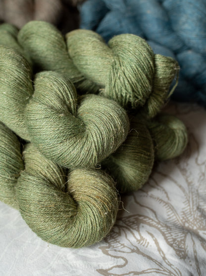Olive - Organic Wool + Linen - fingering