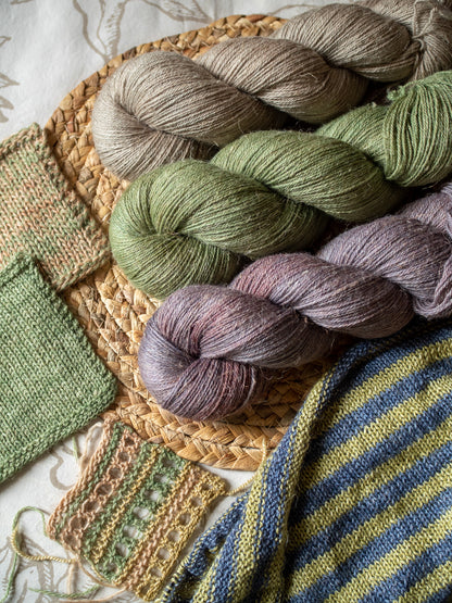 Olive - Organic Wool + Linen - fingering