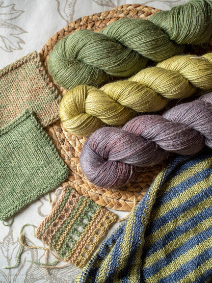 Olive - Organic Wool + Linen - fingering