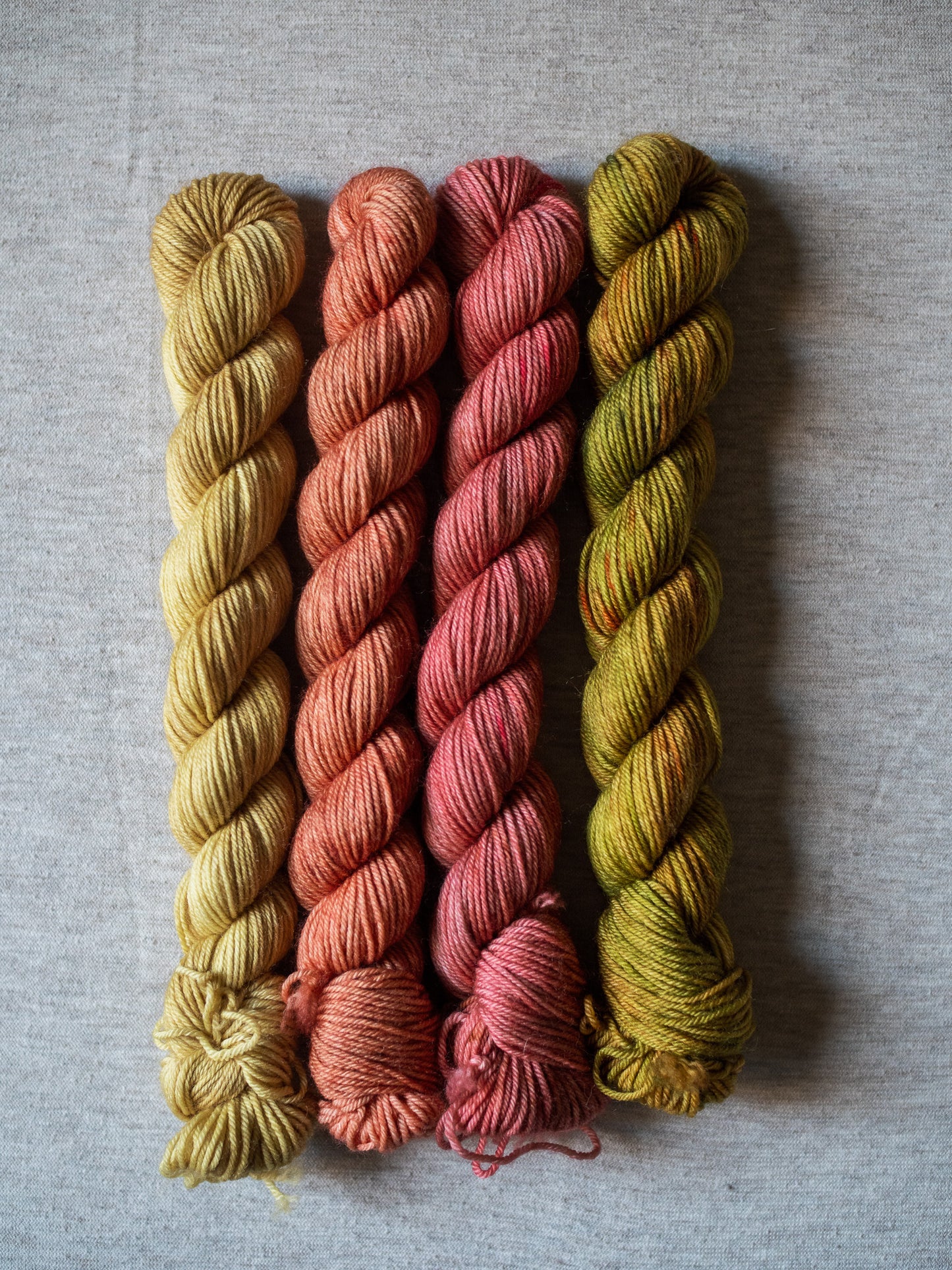 NEW IN! Westknits Geogradient MKAL yarn kit - 4 shade gradient set - Multicolor