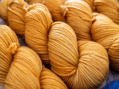 Shawl Bundle 31 - Aran weight - 665 Meters