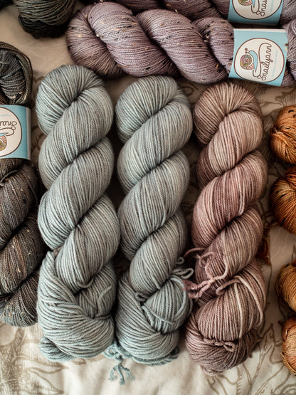 Shawl/Cowl Bundle 43 - DK weight - 680 Meters